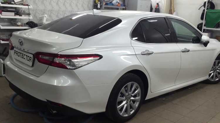 Расположение и функции переключателя света на Camry 70