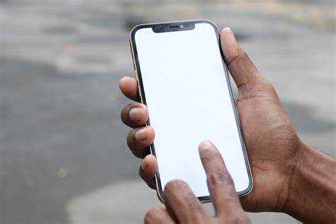 Возврат кнопок навигации вместо жестов на Android
