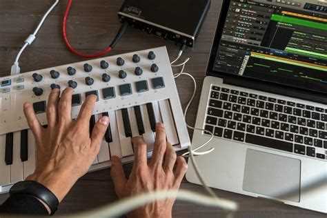 Основные возможности MIDI для создания и редактирования музыки: