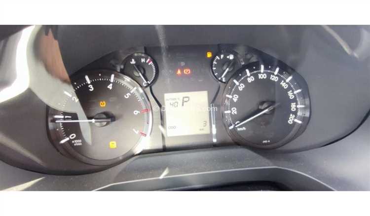 Порядок включения задней передачи на Ford Transit с механикой