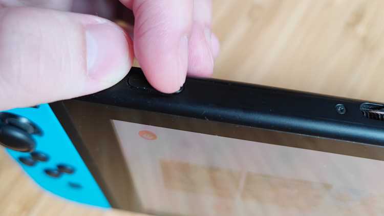 Расположение и назначение кнопки питания на Nintendo Switch