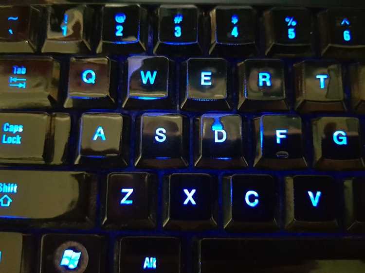 Как определить модель клавиатуры Logitech и поддерживает ли она настройку подсветки