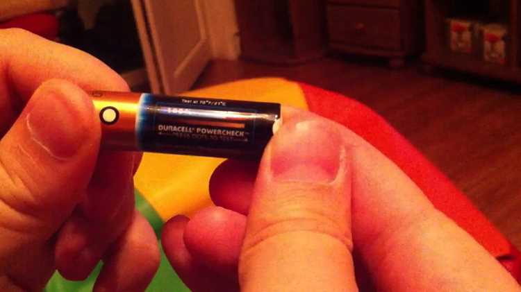 Еще один подход – временное подключение бритвы через автомобильный адаптер USB. Большинство современных моделей поддерживают такую подзарядку, однако рекомендуется избегать подключения к нестабилизированным источникам, таким как прямое подключение к аккумулятору автомобиля, чтобы не вызвать скачок напряжения и повреждение электроники устройства.