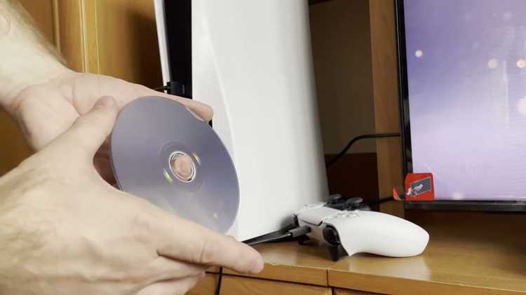 Как правильно вставлять диск в ps5 Как правильно вставлять диск в ps5